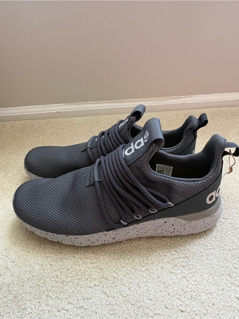 adidas Men’s Gray Cloudfoam Sneakers NWT